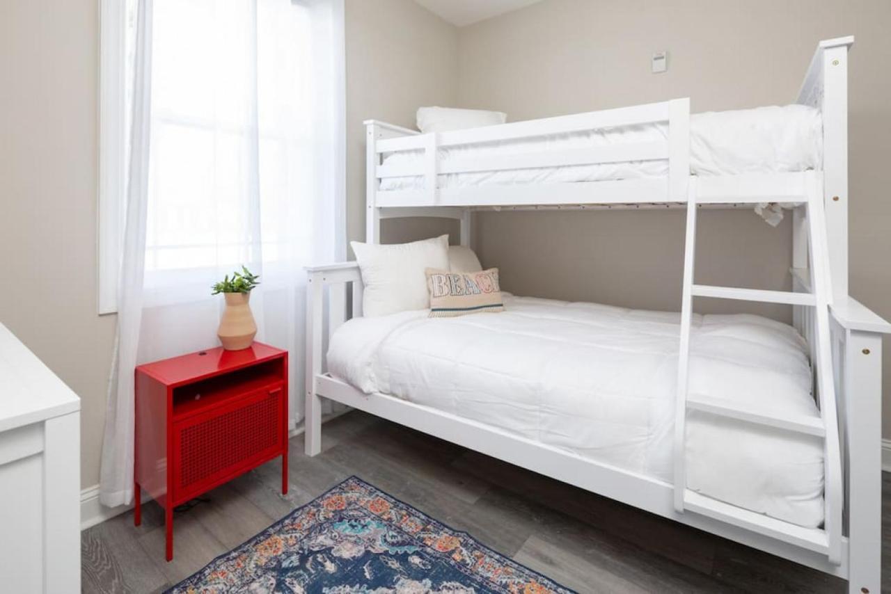 Lovely 4Br King Beds Steps To Beach And Pier G Myrtle Beach Luaran gambar